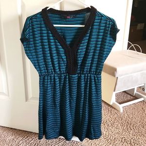 SRC mock sleeves elastic waist Green and black stripes top Medium